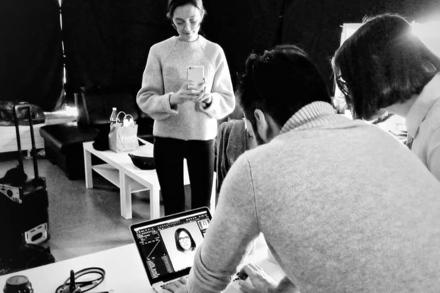 Studio Stawki - Jak nakręcić dobry backstage w studio fotograficznym?