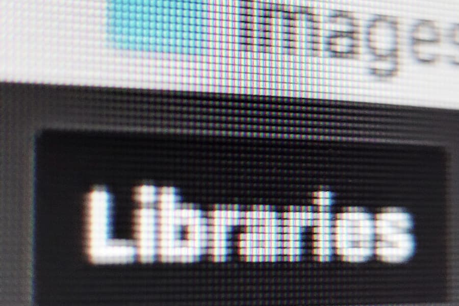 Od briefu do master plików: Zarządzanie wersjami i backup danych na planie zdjęciowym
