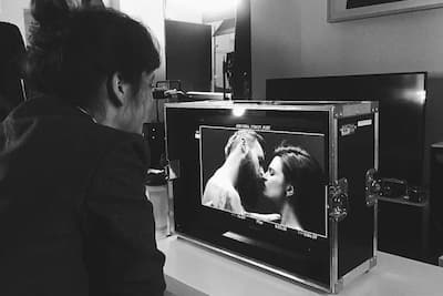 Jak ustawić światło do wywiadu