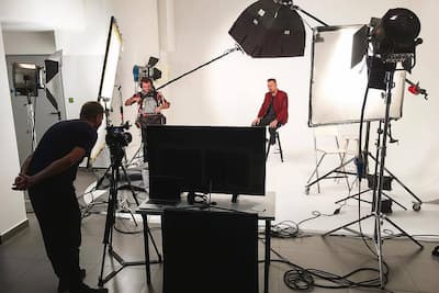 Studio fotograficzne z oświetleniem - czy warto dopłacać?