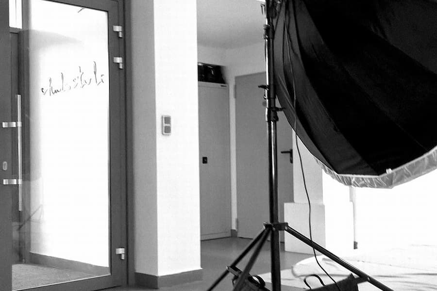 Studio Stawki - Dlaczego nie warto wynajmować studia tylko ze światłem dziennym? Studio Stawki - Dlaczego nie warto wynajmować studia tylko ze światłem dziennym?