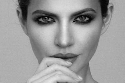 Co zawiera profesjonalne studio fotograficzne?